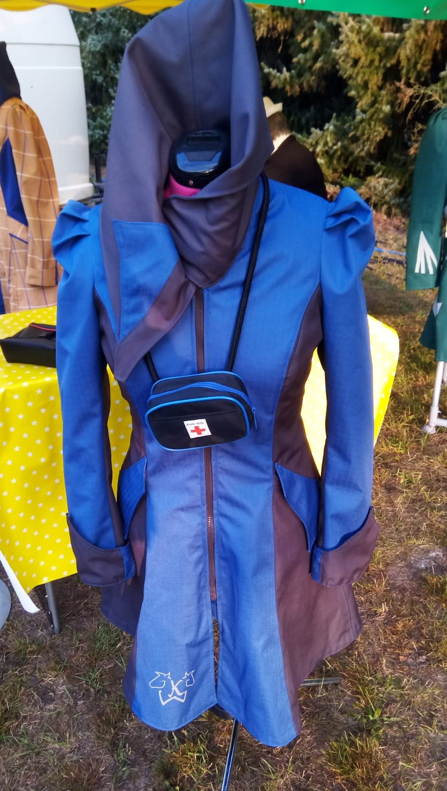 9 Wetterjacke, Regenjacke, Blau-Braun