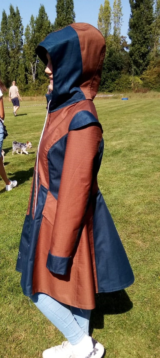 4 Wetterjacke , Regenjacke, braun-grün